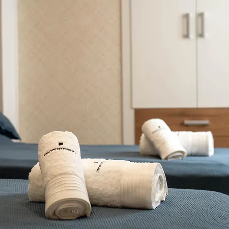 Apartment Dali 2 Bedrooms Апартаменты Фуэнхирола