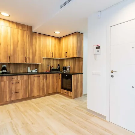 Dali 2 Bedroom Фуэнхирола