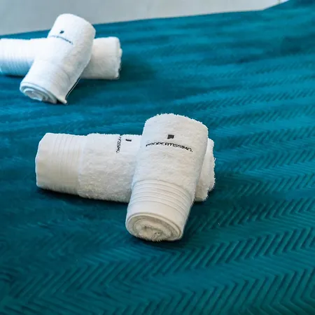 Апартаменты Dali 2 Bedroom *