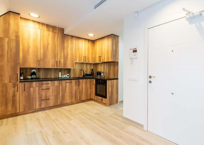 Apartment Dali 2 Bedrooms Фуэнхирола