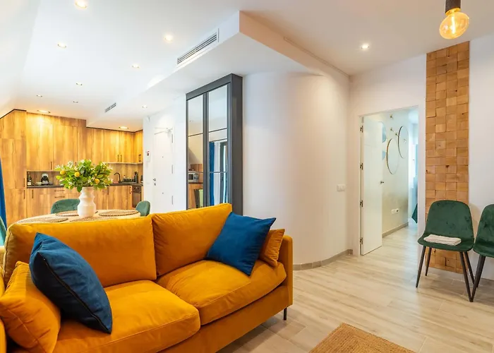 Apartment Dali 2 Bedrooms * Фуэнхирола